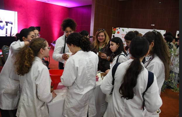 78dcceda-2748-4e46-929d-73d3477f7d3e